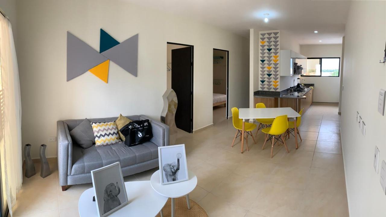 Yellowsub Apartments Канкун Екстериор снимка